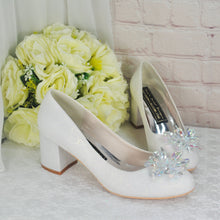 Load image into Gallery viewer, Cinderella Block Heel Bridal Shoes
