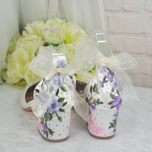 Load image into Gallery viewer, Ivory Satin Bridal Sandals with Floral Embroidery, UK4/US6.5
