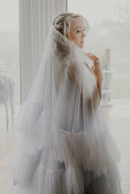 Load image into Gallery viewer, Ruffle edge wedding veil in soft tulle with comb for the bride, 2 Tier
