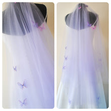 Load image into Gallery viewer, IN STOCK 100cm Pastel Lilac Purple Bridal Veil with 3D Butterflies, 2-tier Wedding Veil with Silk Butterfly
