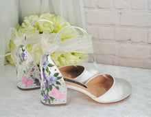 Load image into Gallery viewer, Ivory Satin Bridal Sandals with Floral Embroidery, UK4/US6.5
