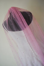 Load image into Gallery viewer, Pearl Bridal Veils
