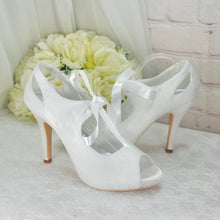 Load image into Gallery viewer, Peep Toe Bridal Booties UK5/US7.5
