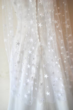 Load image into Gallery viewer, IN STOCK Light Ivory 150cm Celestial Bridal Veil
