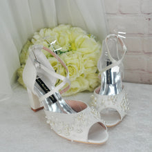 Load image into Gallery viewer, Ivory Satin Block Heel Bridal Sandals with Pearl Details  UK5/US7.5
