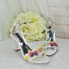 Load image into Gallery viewer, Embroidered Block Heel Bridal Shoes with Silk Butterflies
