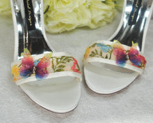 Load image into Gallery viewer, Embroidered Block Heel Bridal Shoes with Silk Butterflies
