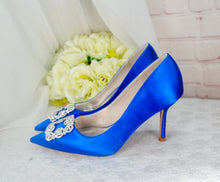 Load image into Gallery viewer, Blue Bridal Shoes with Crystal Decoration Shoe Clip - Size UK4 / US6.5
