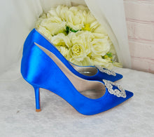 Load image into Gallery viewer, Blue Bridal Shoes with Crystal Decoration Shoe Clip - Size UK4 / US6.5
