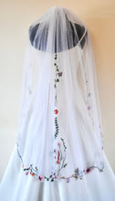 Load image into Gallery viewer, IN STOCK Fingertip Length White Floral Embroidered Edge Bridal Veil
