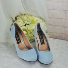 Load image into Gallery viewer, Blue Round Toe with Silver Flower Heel UK6/US8.5
