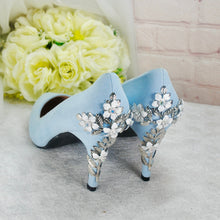 Load image into Gallery viewer, Blue Round Toe with Silver Flower Heel UK6/US8.5
