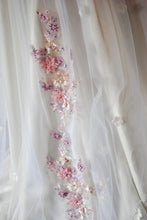 Load image into Gallery viewer, IN STOCK - 250cm wedding veil 3D Pink embroidered flower
