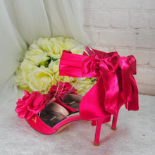 Load image into Gallery viewer, Hot Pink Fascinator Hat, Clutch Bag and Satin Heels. Matching Bridal Set
