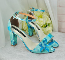 Load image into Gallery viewer, Beautifully Embroidered Butterfly Sandals Size UK7/US9.5
