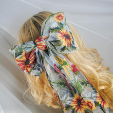 Load image into Gallery viewer, Autumn Floral Embroidered Bridal Bow
