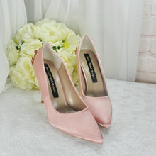 Load image into Gallery viewer, Blush Pink Bridal Shoes with Gold Flower Heel UK4/US6.5
