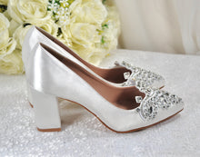 Load image into Gallery viewer, White Block Heel Wedding Shoes Size UK5/US7.5
