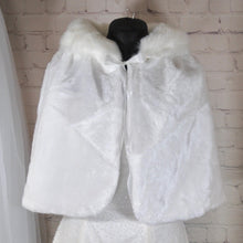 Load image into Gallery viewer, Winter Wedding Cape, Fur Bridal Shrug
