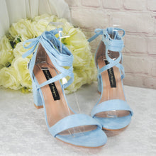 Load image into Gallery viewer, Blue Suede Block Heel Bridal Sandals UK5/US7.5
