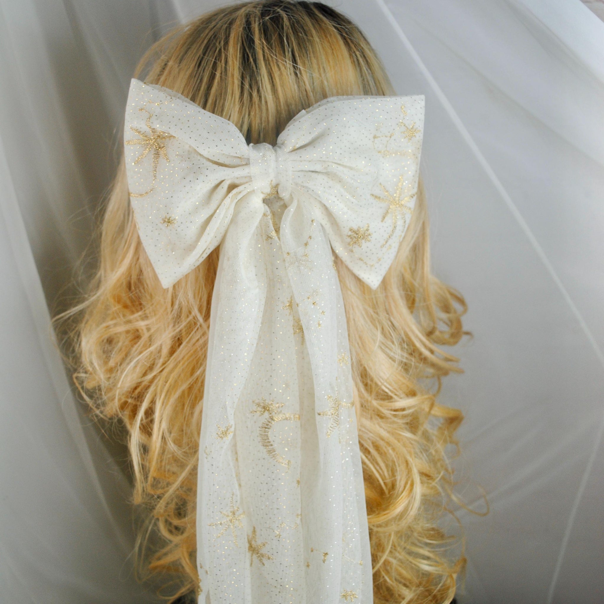 Embroidered Bridal Bow, Moon & Star Celestial Cream Gold  display picture 1