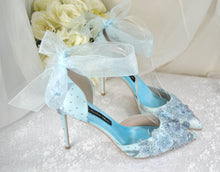 Load image into Gallery viewer, Light Blue Floral Beaded Heels Size UK8/US9.5
