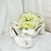 Load image into Gallery viewer, SILK - White Wedding Block Heel Sandals - Size UK6/US8.5
