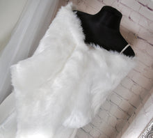 Load image into Gallery viewer, Ivory Faux Fur Bridal Cape
