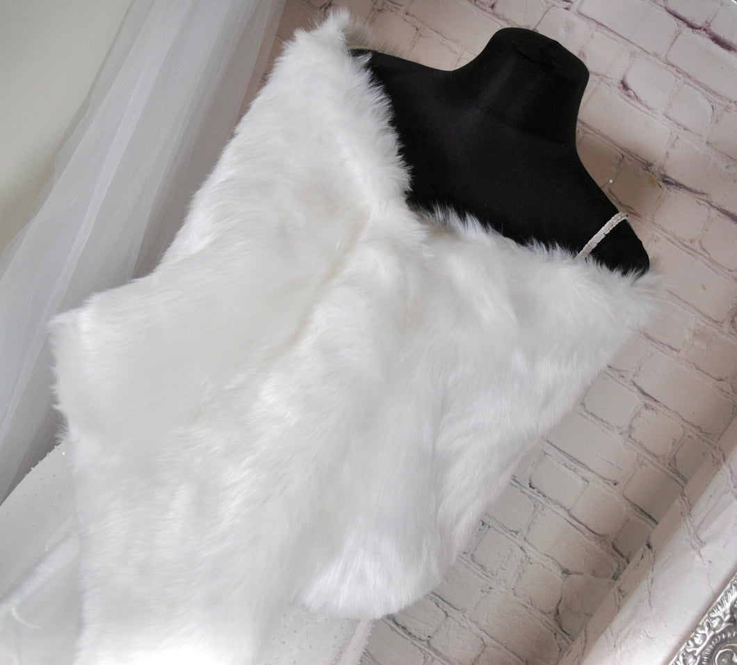 Ivory Faux Fur Bridal Cape