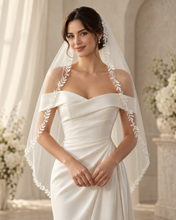 Load image into Gallery viewer, Leaf Detailed Veil | White or Ivory | 100 - 300cm
