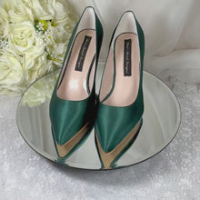 Load and play video in Gallery viewer, Emerald Green Satin Bridal Shoes: Mid Heel Custom Colour Bridesmaid Heels
