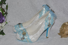 Load image into Gallery viewer, Alice in Wonderland Lace Heels
