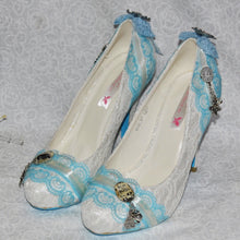 Load image into Gallery viewer, Alice in Wonderland Lace Heels
