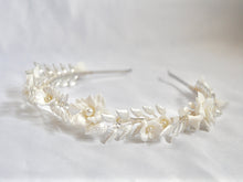 Load image into Gallery viewer, Floral Bridal Headband
