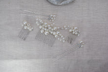 Load image into Gallery viewer, Pearl Hair Pin Set

