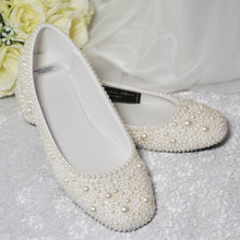 Load image into Gallery viewer, Pearl Flat Shoes
