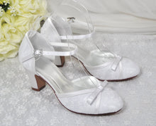 Load image into Gallery viewer, Lace Block Heel Sandals | White or Ivory
