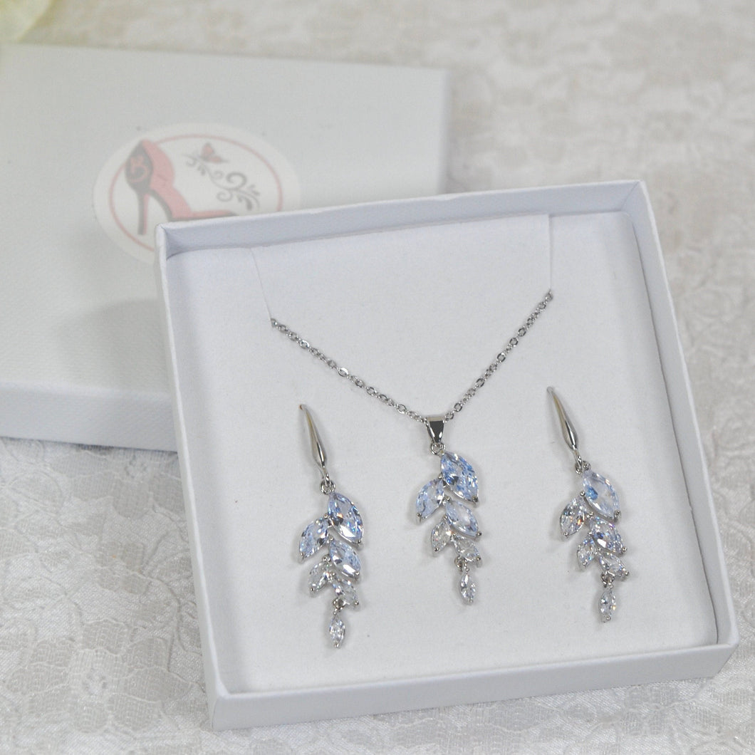 Personalised Jewellery Gift | Earrings, Necklace, Bracelet Set