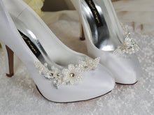 Load image into Gallery viewer, Wedding Shoes with Floral Shoe Clip
